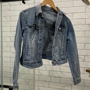 Thyme maternity denim jacket